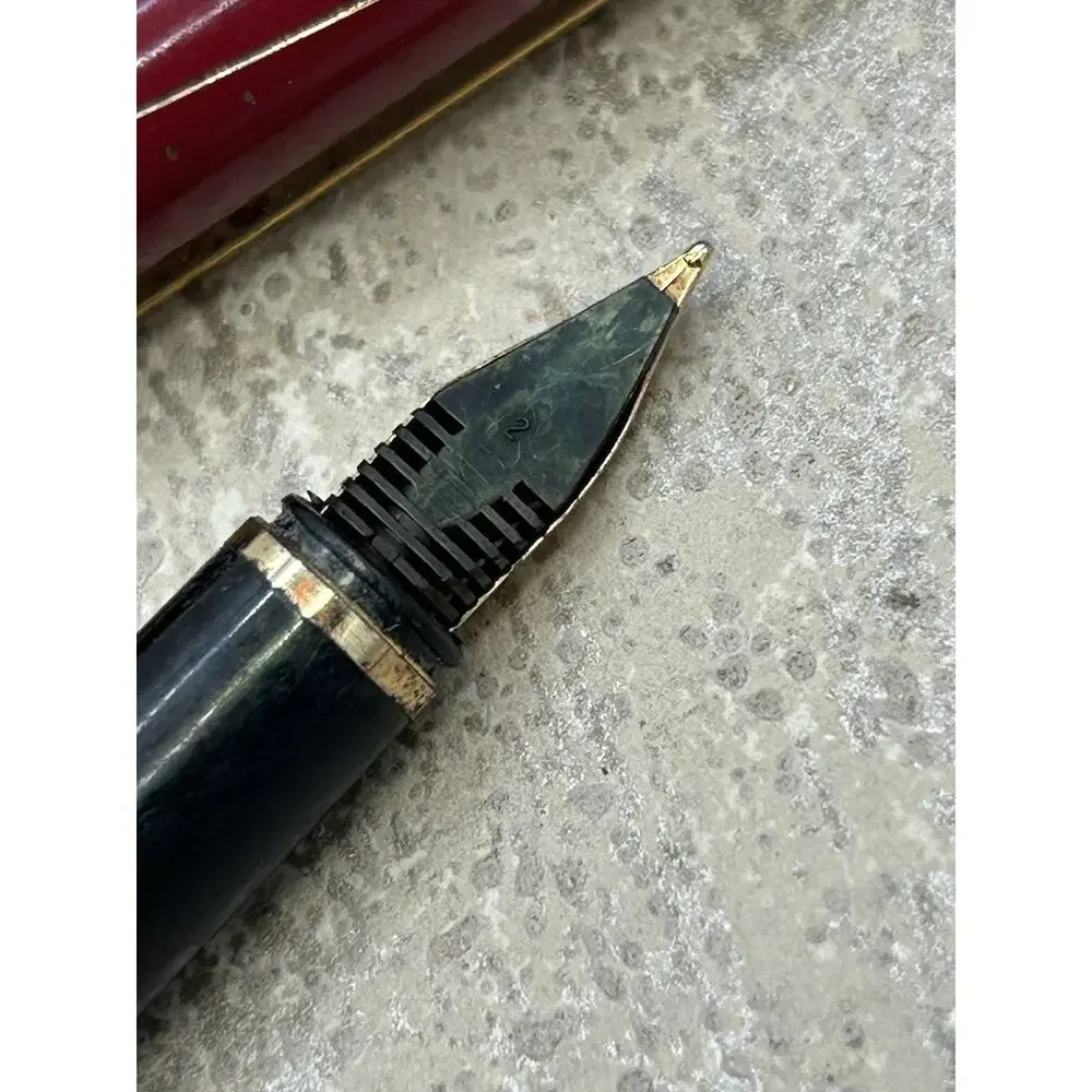 Vintage Pierre Cardin Fountain Pen Burgundy & Gold Tone Steel France Germany